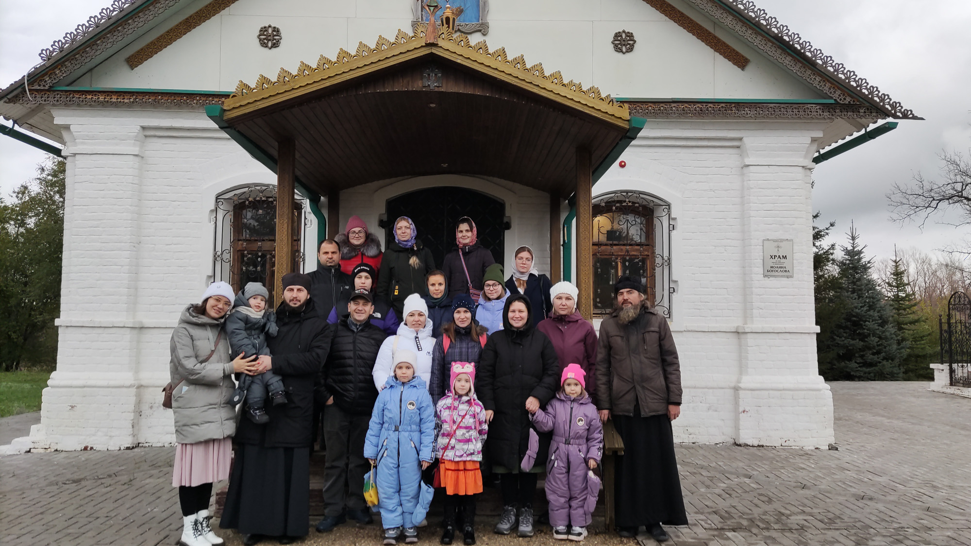 Состоялась поездка молодежного общества в Иргизский мужской монастырь с. Криволучье Балаковского района