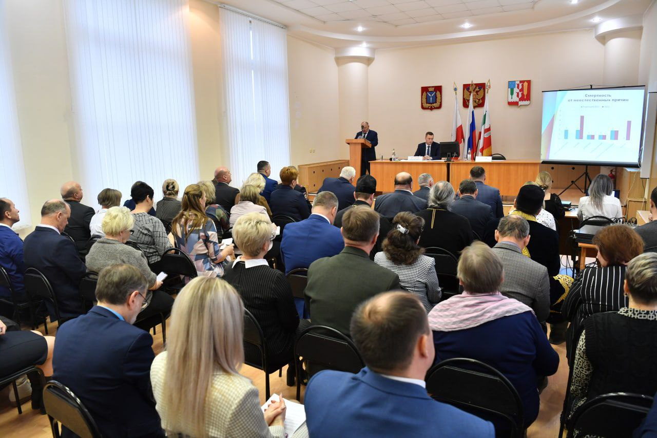 Епископ Варфоломей принял участие в выездном совещании губернатора Саратовской области в п. Горный Краснопартизанского района