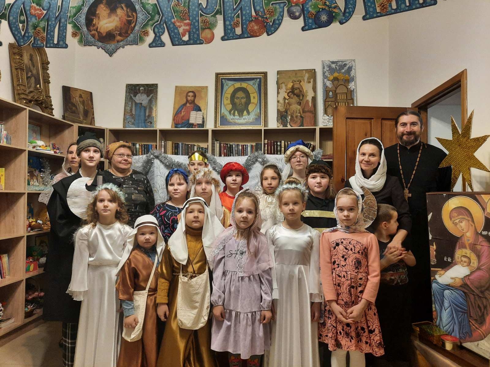 В воскресных школах Балаковской епархии прошли праздничные рождественские мероприятия