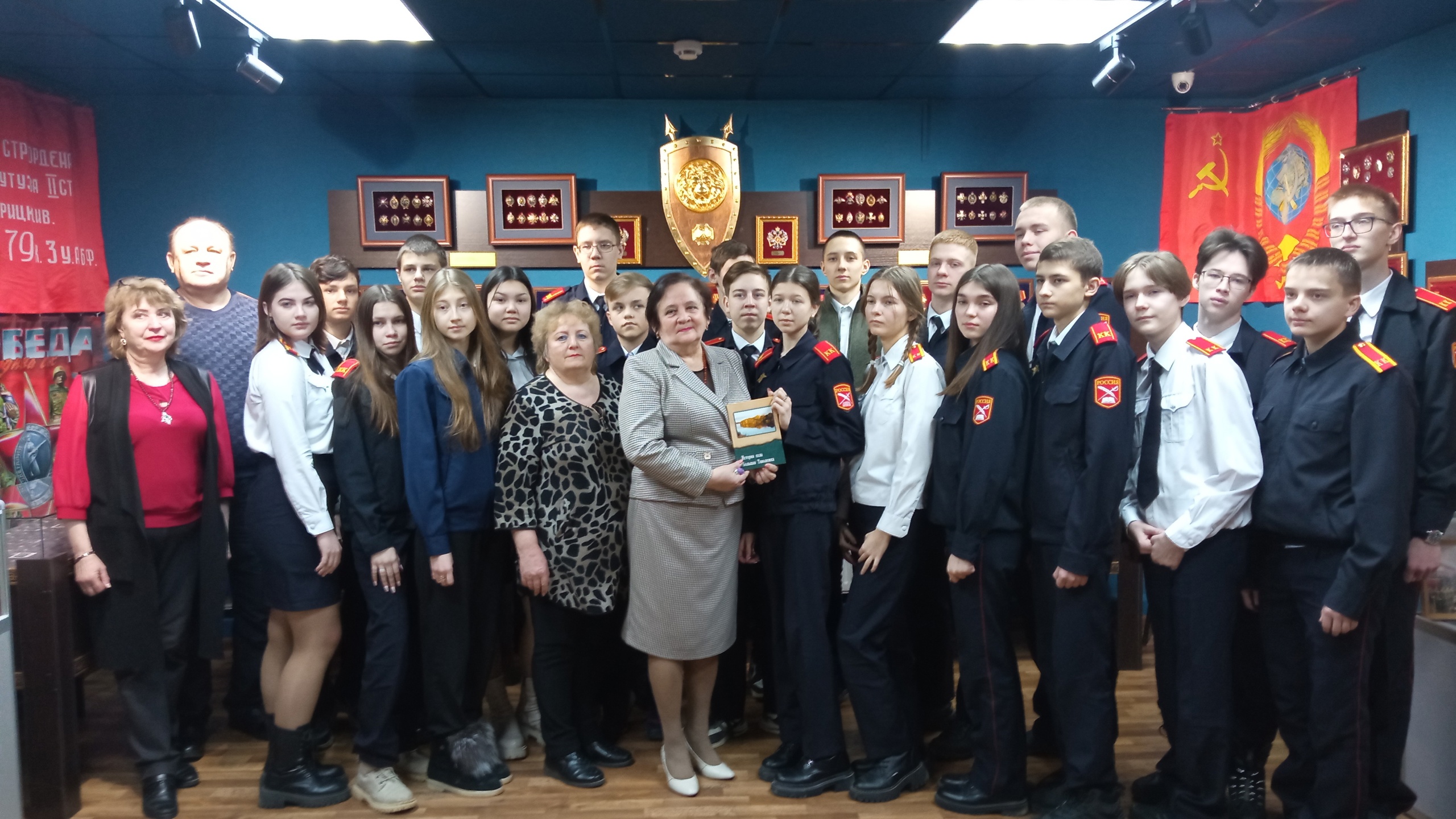 В Пугачеве состоялась презентация книги об истории села Большая Таволожка
