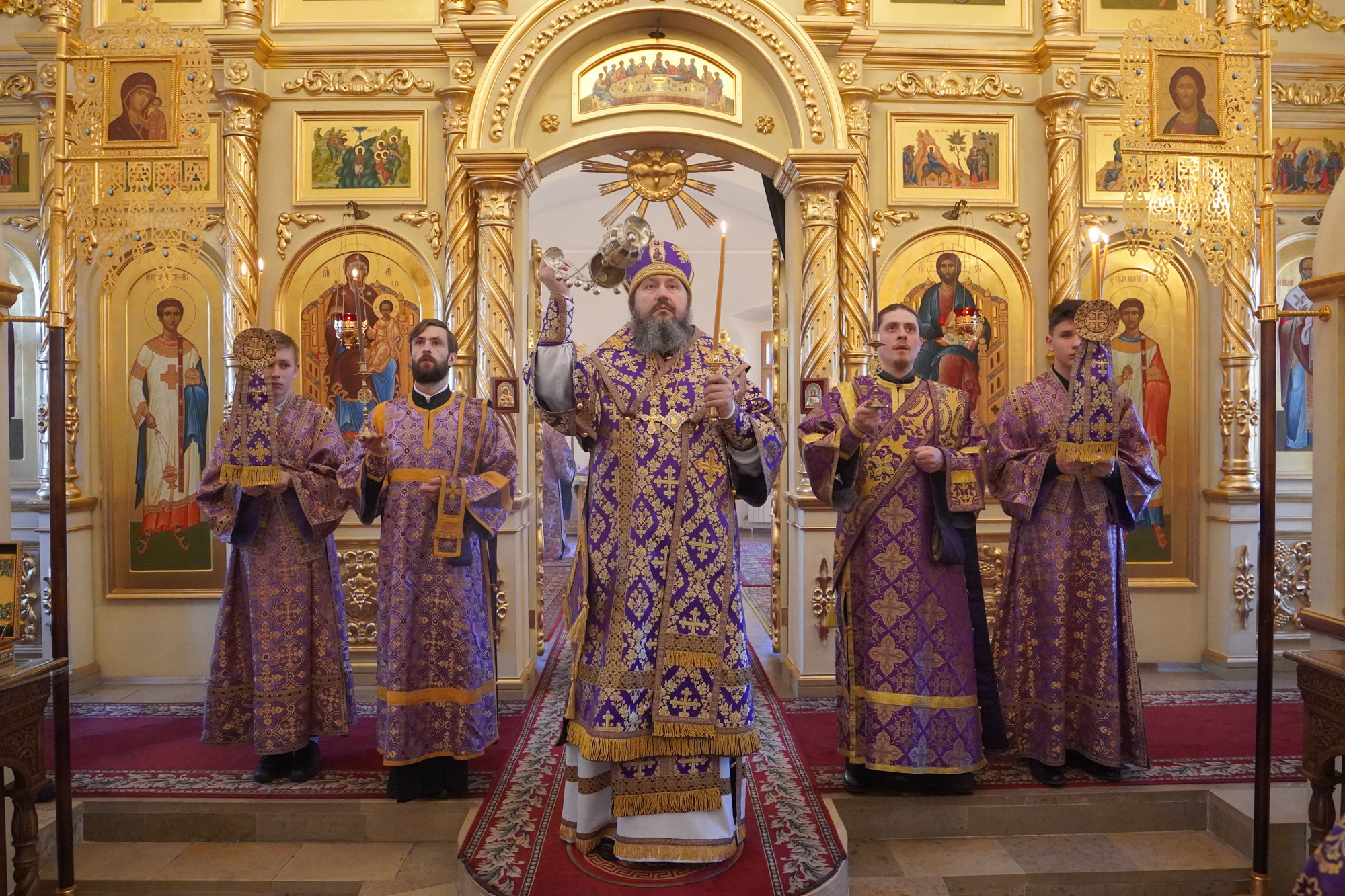 Епископ Варфоломей совершил всенощное бдение в Свято-Никольском женском монастыре п. Монастырский Пугачёвского района