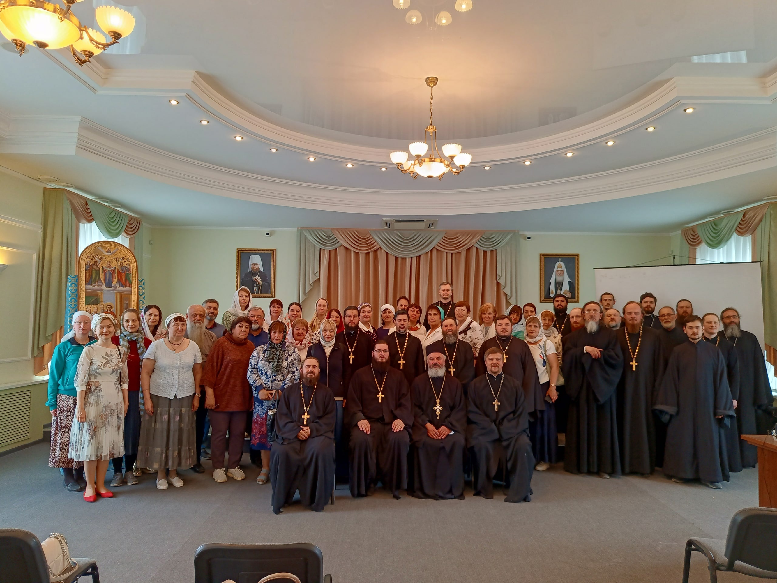 Представители Балаковской епархии приняли участие в симпозиуме по катехизации