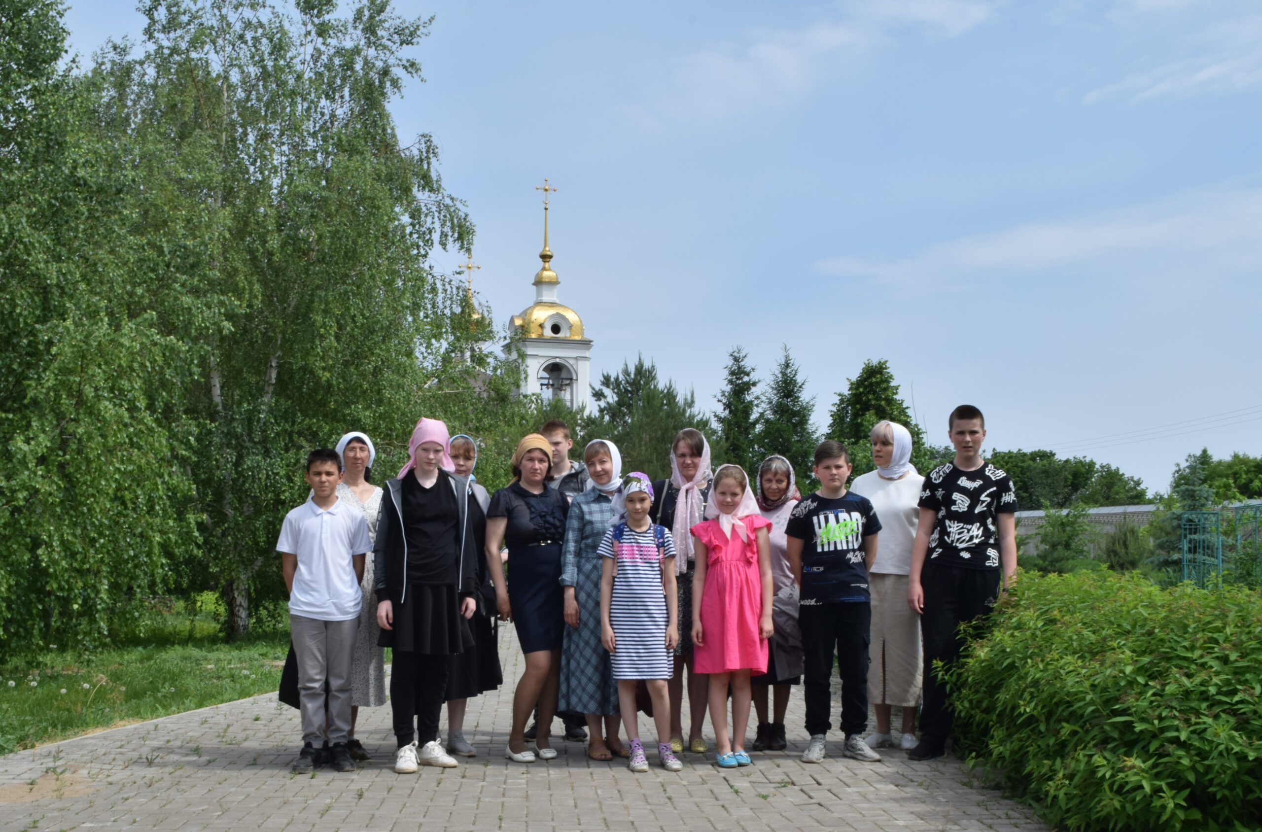 Юные паломники из г. Балаково посетили храмы Пугачевского района
