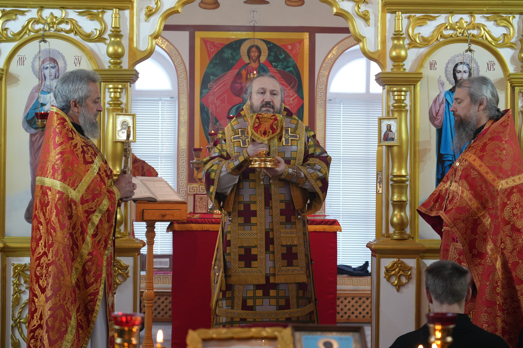 Епископ Варфоломей совершил Божественную литургию в храме пророка Божия Илии г. Пугачева