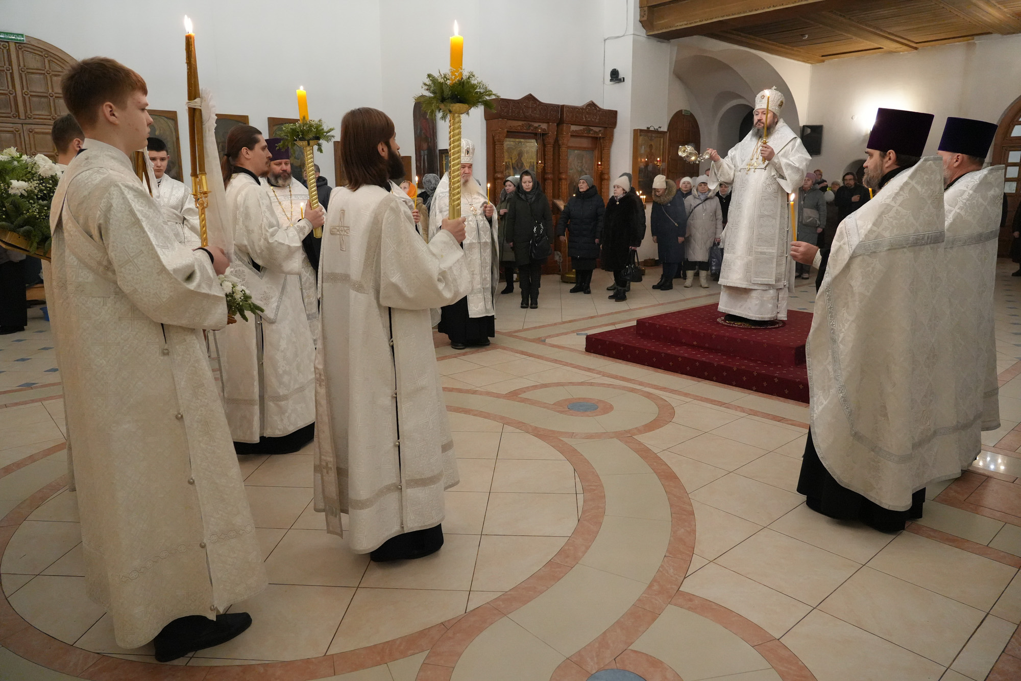 В канун праздника Крещения Господня епископ Варфоломей совершил всенощное бдение в Свято-Троицком кафедральном соборе г. Балаково
